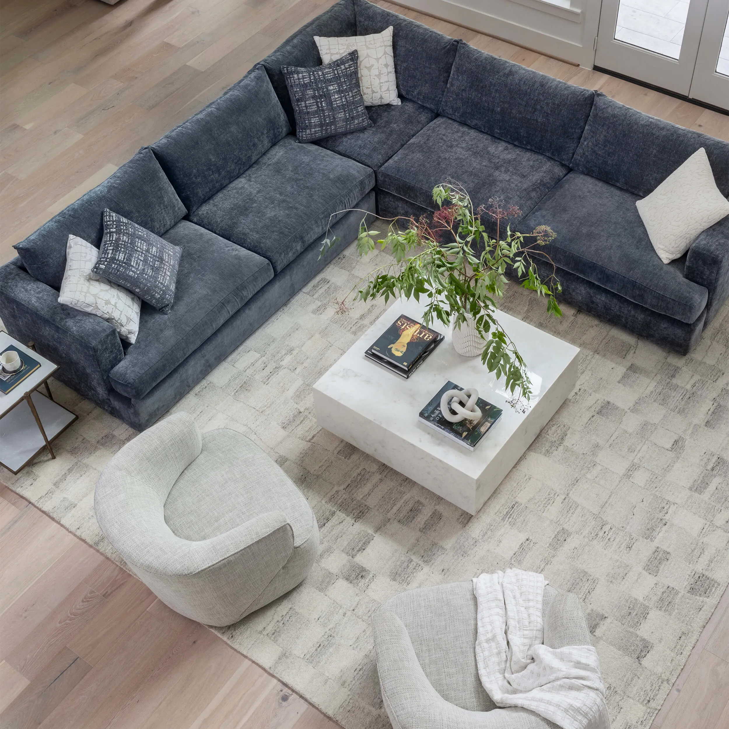 Lars Sectional, Vickie Charcoal