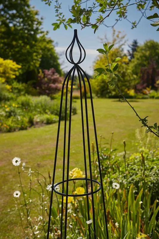 Tom Chambers Priory Large Obelisk